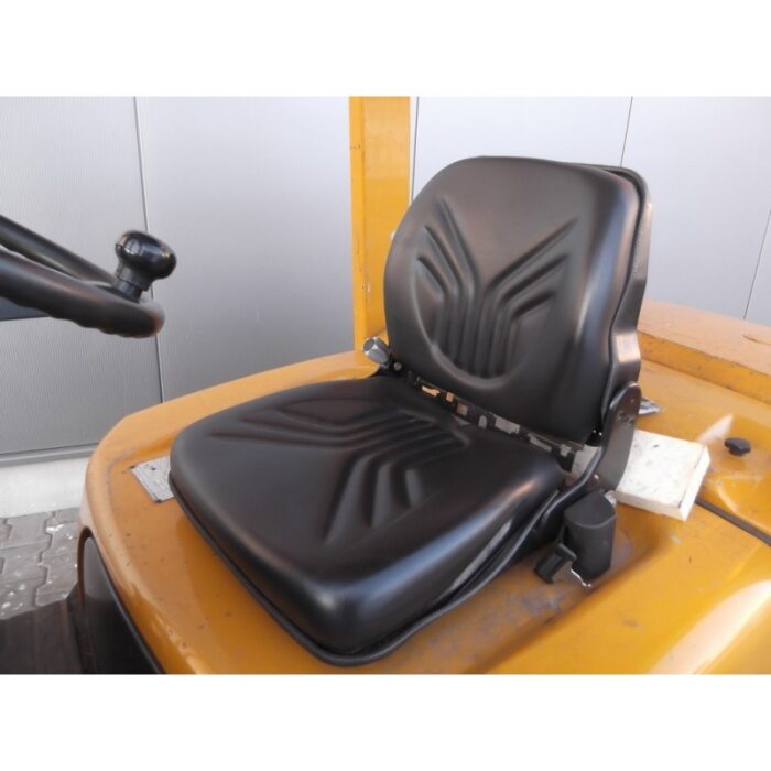 Motostivuitor TCM FD30Z5 3,0T - 3,3m