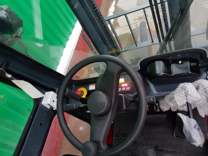 Electrostivuitor CHL 1500kg