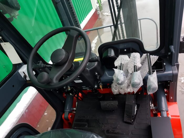 Electrostivuitor CHL 1500kg