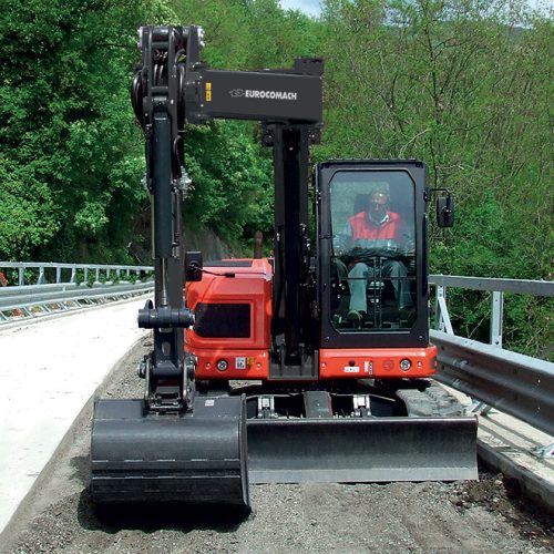 Excavator EUROCOMACH 95UR - imagine 2